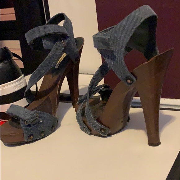 Manolo blahnik heels - Picture 4 of 5